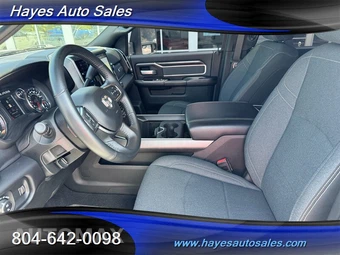 2023 Ram 2500 Big Horn Crew Cab Medium Bed - miniatura 15