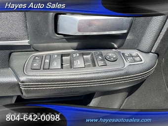2023 Ram 2500 Big Horn Crew Cab Medium Bed - miniatura 17