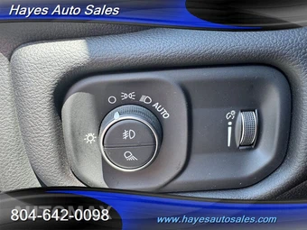 2023 Ram 2500 Big Horn Crew Cab Medium Bed - miniatura 18