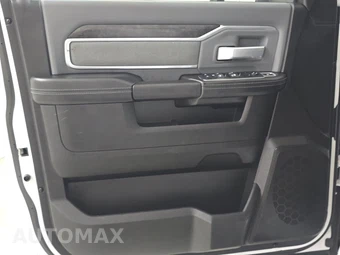 2023 Ram 2500 Big Horn Crew Cab Medium Bed - miniatura 9