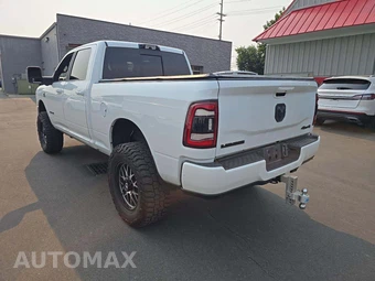 2023 Ram 2500 Laramie Crew Cab Medium Bed – miniatura 2