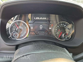 2023 Ram 2500 Laramie Crew Cab Medium Bed – miniatura 9