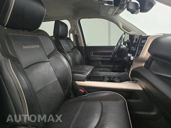 2023 Ram 2500 Laramie Crew Cab Medium Bed - miniatura 16
