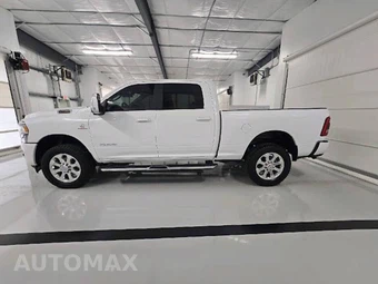 2023 Ram 2500 Laramie Crew Cab Medium Bed - miniatura 2