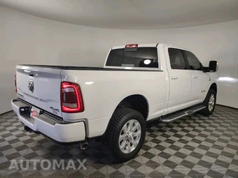 2023 Ram 2500 Laramie Crew Cab Medium Bed - miniatura 6