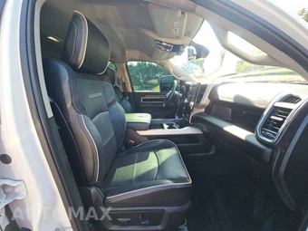 2023 Ram 2500 Laramie Crew Cab Medium Bed - miniatura 14