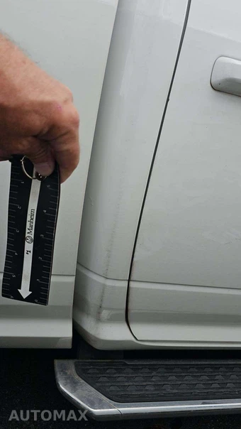 2023 Ram 2500 Laramie Crew Cab Medium Bed - miniatura 36