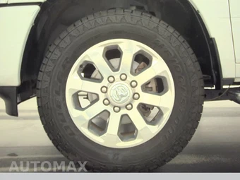 2023 Ram 2500 Laramie Crew Cab Medium Bed - miniatura 9