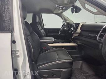 2023 Ram 2500 Laramie Crew Cab Medium Bed - miniatura 16
