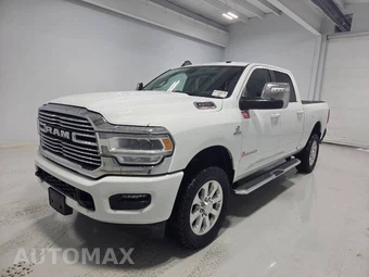 2023 Ram 2500 Laramie Crew Cab Medium Bed - miniatura 3