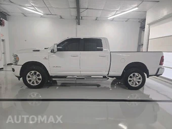 2023 Ram 2500 Laramie Crew Cab Medium Bed - miniatura 4