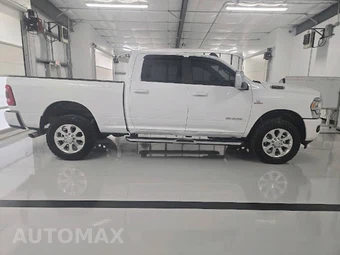 2023 Ram 2500 Laramie Crew Cab Medium Bed - miniatura 9