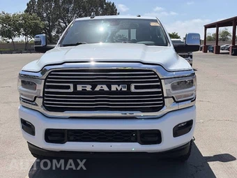 2023 Ram 2500 Laramie Crew Cab Medium Bed - miniatura 9