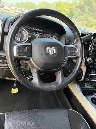 2023 Ram 2500 Laramie Crew Cab Medium Bed - miniatura 11