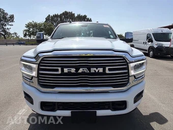 2023 Ram 2500 Laramie Crew Cab Medium Bed - miniatura 9