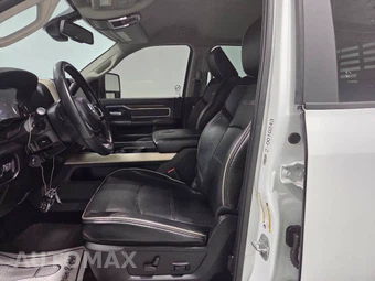 2023 Ram 2500 Laramie Crew Cab Medium Bed - miniatura 10