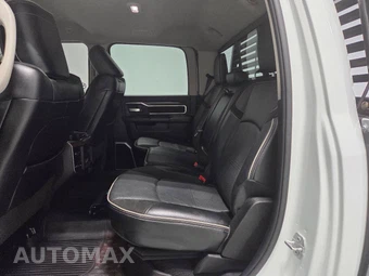 2023 Ram 2500 Laramie Crew Cab Medium Bed - miniatura 11