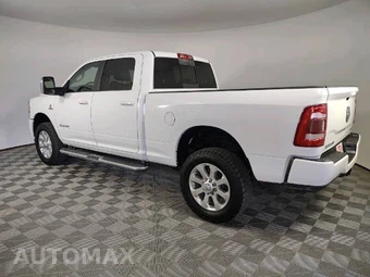 2023 Ram 2500 Laramie Crew Cab Medium Bed - miniatura 3