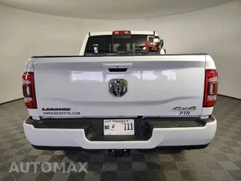 2023 Ram 2500 Laramie Crew Cab Medium Bed - miniatura 4