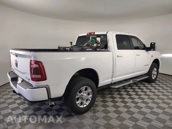 2023 Ram 2500 Laramie Crew Cab Medium Bed - miniatura 6