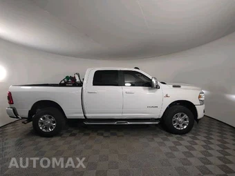2023 Ram 2500 Laramie Crew Cab Medium Bed - miniatura 7