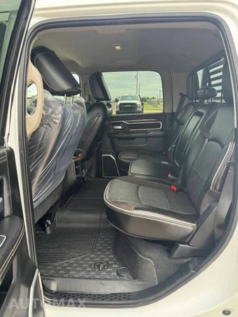 2023 Ram 2500 Laramie Crew Cab Medium Bed - miniatura 26