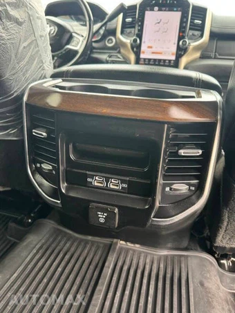 2023 Ram 2500 Laramie Crew Cab Medium Bed - miniatura 32