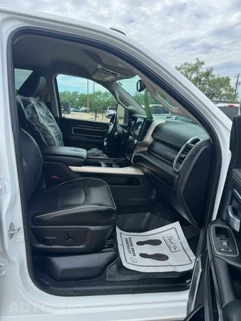 2023 Ram 2500 Laramie Crew Cab Medium Bed - miniatura 34