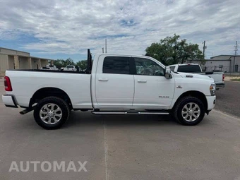 2023 Ram 2500 Laramie Crew Cab Medium Bed - miniatura 8
