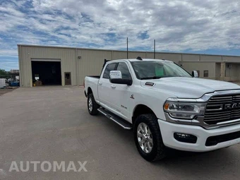 2023 Ram 2500 Laramie Crew Cab Medium Bed - miniatura 9