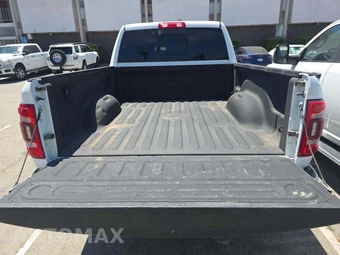 2023 Ram 2500 Laramie Crew Cab Medium Bed – miniatura 14