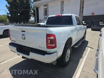2023 Ram 2500 Laramie Crew Cab Medium Bed – miniatura 3