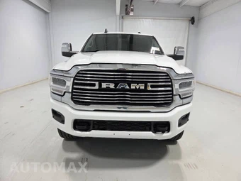2023 Ram 2500 Laramie Crew Cab Medium Bed - miniatura 2