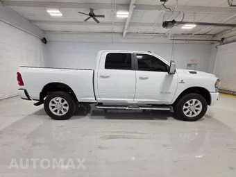 2023 Ram 2500 Laramie Crew Cab Medium Bed - miniatura 9