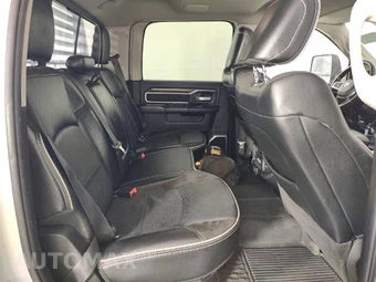 2023 Ram 2500 Laramie Crew Cab Medium Bed - miniatura 15