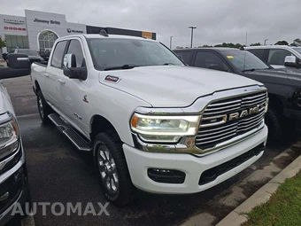 2023 Ram 2500 Laramie Crew Cab Medium Bed - miniatura 4