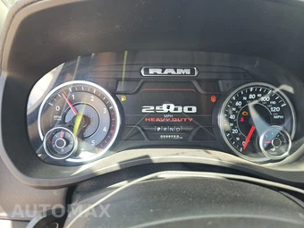 2023 Ram 2500 Laramie Crew Cab Medium Bed - miniatura 12