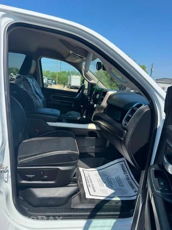 2023 Ram 2500 Laramie Crew Cab Medium Bed - miniatura 21