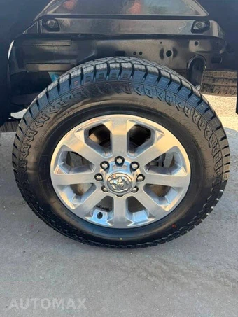 2023 Ram 2500 Laramie Crew Cab Medium Bed - miniatura 42