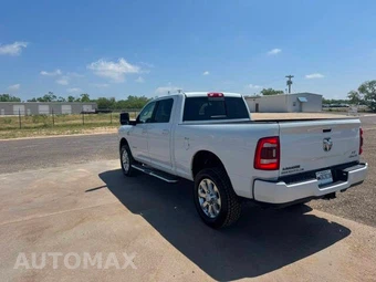 2023 Ram 2500 Laramie Crew Cab Medium Bed - miniatura 6