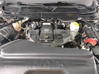 2023 Ram 2500 Laramie Crew Cab Medium Bed - miniatura 17