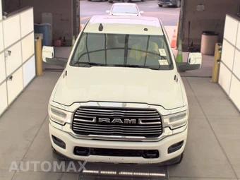 2023 Ram 2500 Laramie Crew Cab Medium Bed - miniatura 2