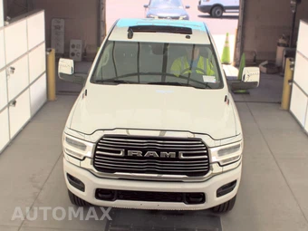 2023 Ram 2500 Laramie Crew Cab Medium Bed - miniatura 2