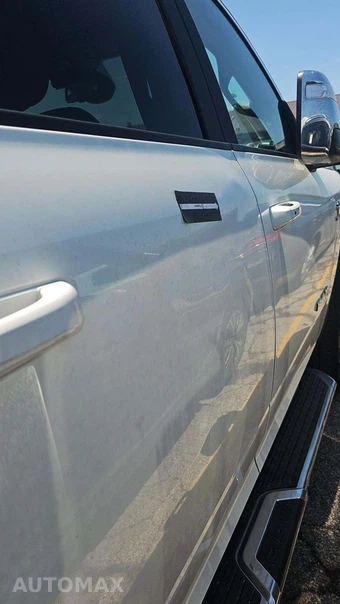 2023 Ram 2500 Laramie Crew Cab Medium Bed - miniatura 24