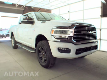 2023 Ram 2500 Laramie Crew Cab Medium Bed - miniatura 3