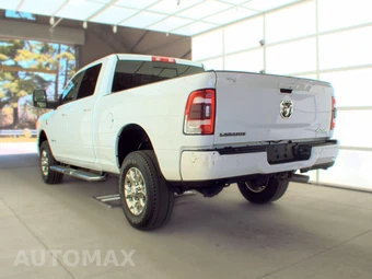 2023 Ram 2500 Laramie Crew Cab Medium Bed - miniatura 6