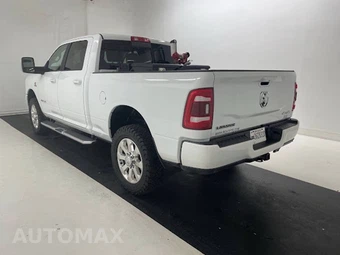 2023 Ram 2500 Laramie Crew Cab Medium Bed - miniatura 5