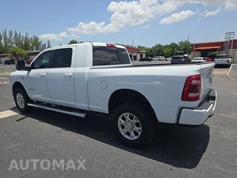 2023 Ram 2500 Laramie Extended Crew Cab Medium Bed – miniatura 6