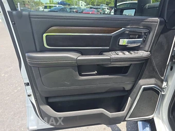 2023 Ram 2500 Laramie Extended Crew Cab Medium Bed – miniatura 9