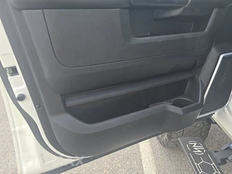 2023 Ram 2500 Laramie Extended Crew Cab Medium Bed - miniatura 9